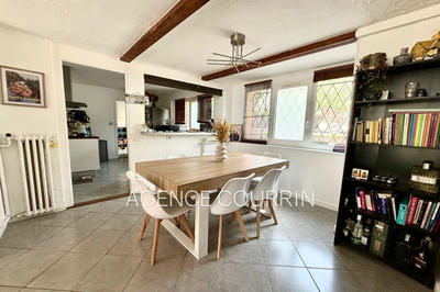 Appartement - 84 m² - 3 pièces