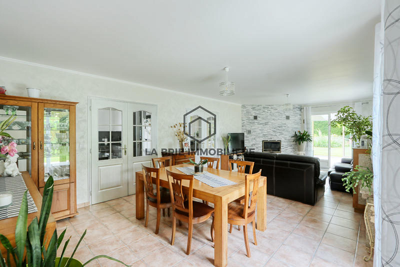 Maison - 192 m² - 8 pièces