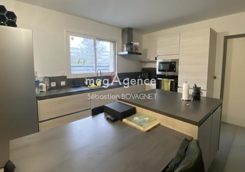 Maison - 120 m² - 6 pièces