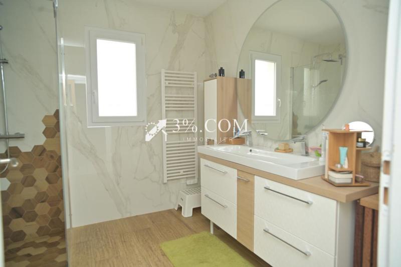 Maison - 102 m² - 5 pièces