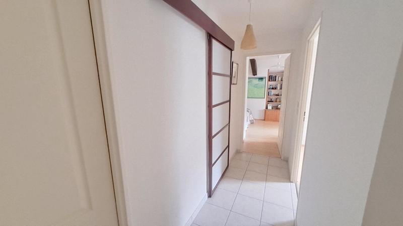 Appartement - 84 m² - 3 pièces