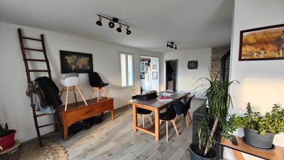 Propriété - 152 m² - 5 pièces