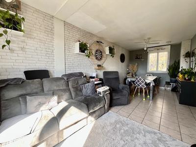 Maison - 120 m² - 7 pièces