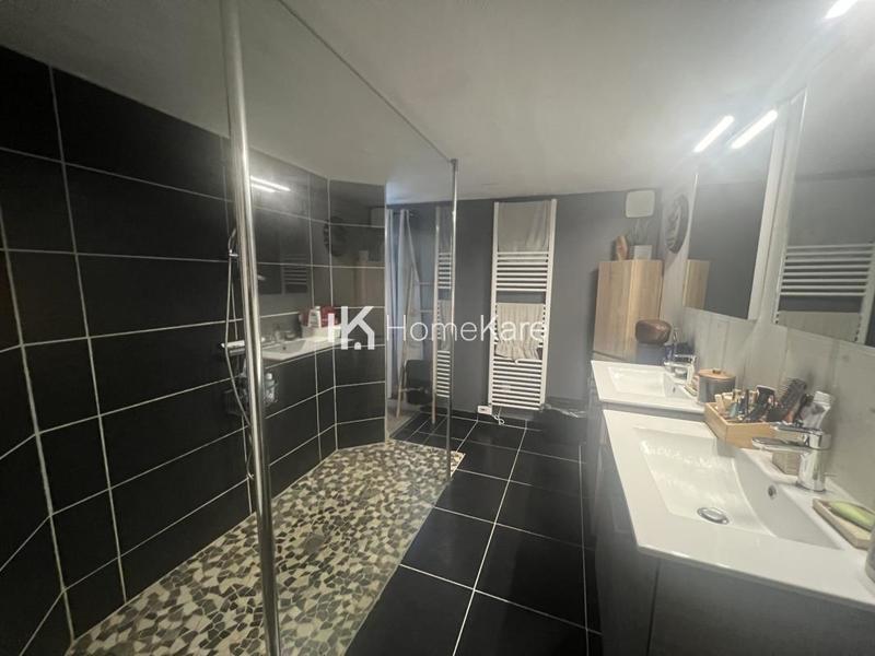 Maison - 156 m² - 6 pièces