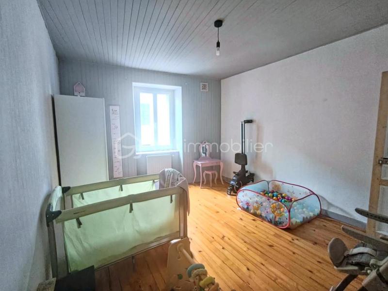 Maison en pierre - 230 m² - 9 pièces