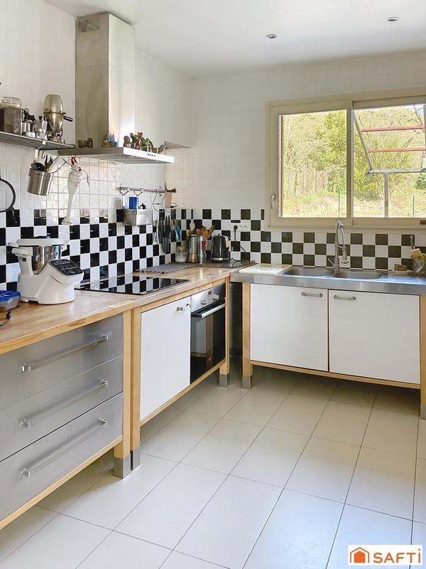 Maison - 162 m² - 5 pièces