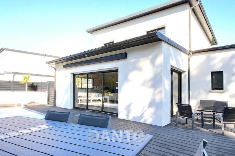 Maison - 161 m² - 5 pièces