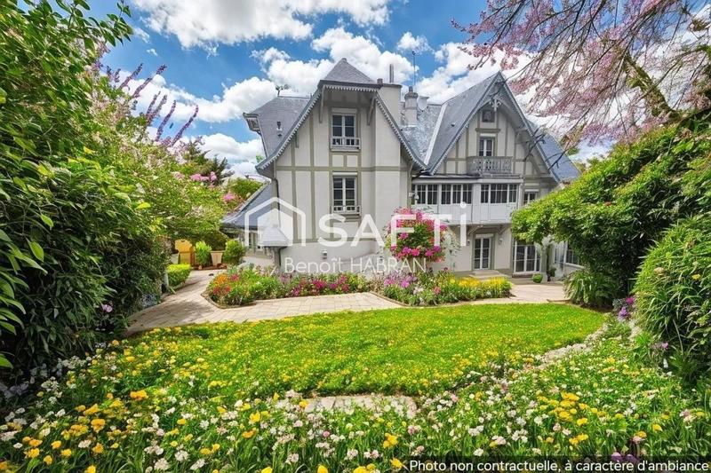 Villa - 650 m² - 14 pièces