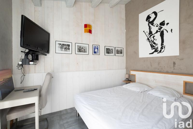 Maison - 220 m² - 5 pièces