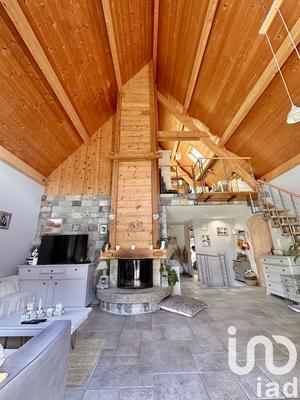 Maison - 115 m² - 5 pièces