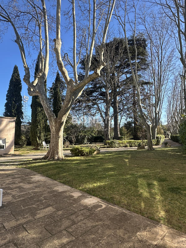 Propriété - 200 m² - 7 pièces