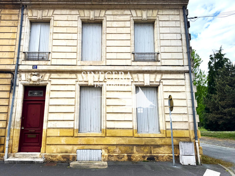 Maison - 163 m² - 7 pièces