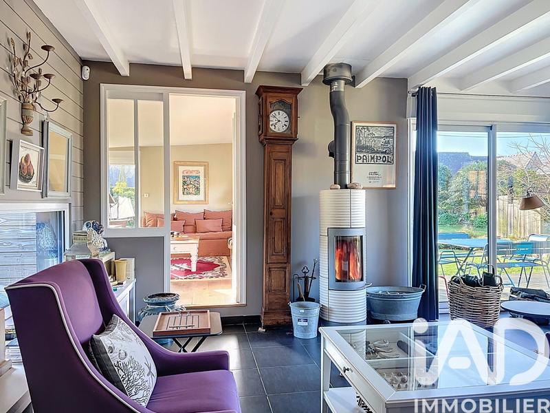 Maison - 170 m² - 9 pièces