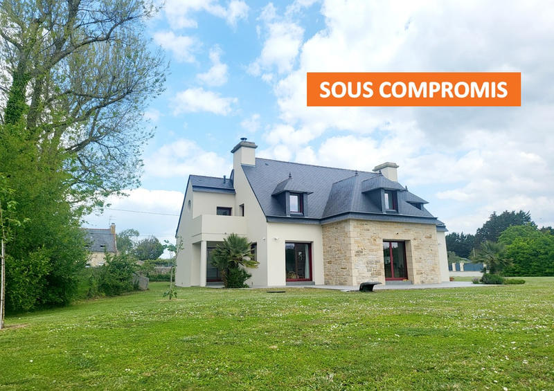 Maison - 180 m² - 5 pièces