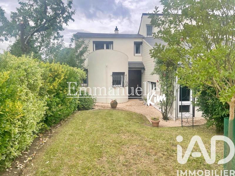 Maison - 110 m² - 6 pièces