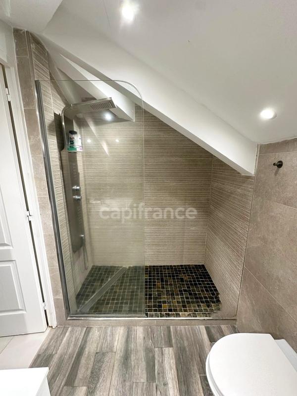 Appartement - 80 m² - 4 pièces