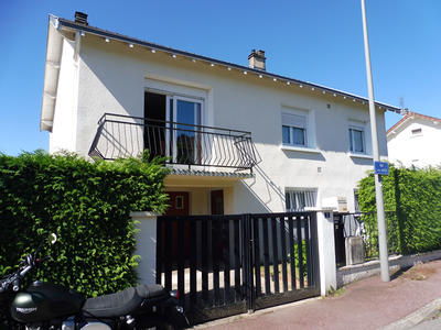 Maison - 92 m² - 5 pièces