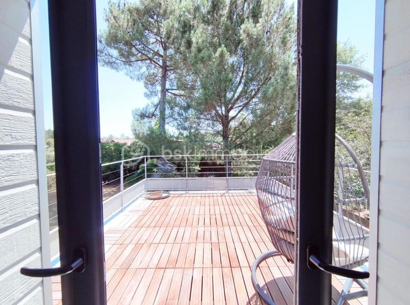 Villa - 187 m² - 6 pièces