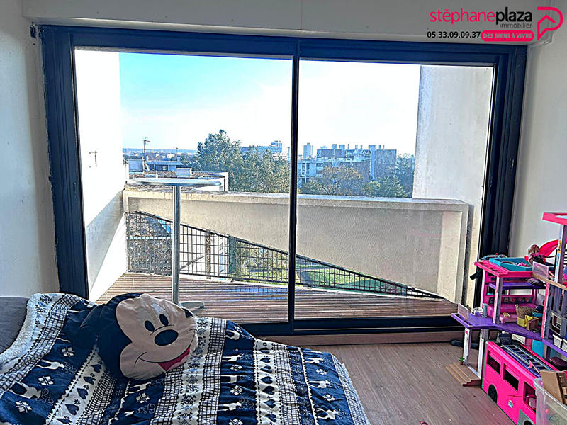 Appartement - 79 m² - 4 pièces