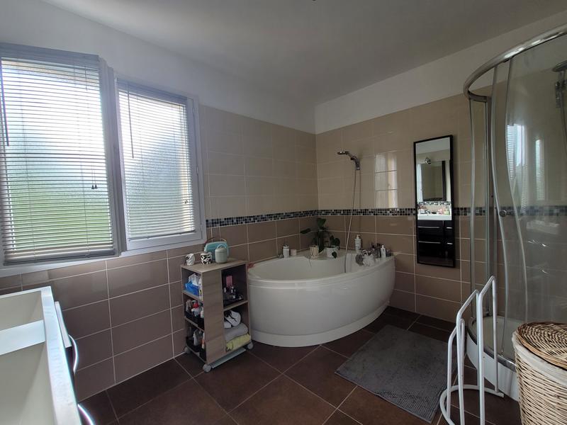 Maison - 125 m² - 6 pièces