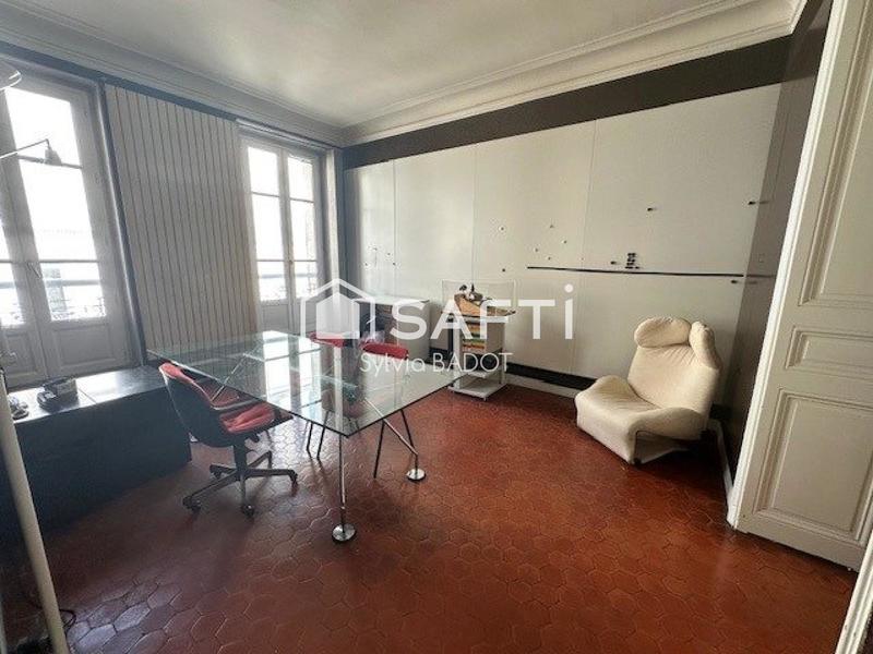 Appartement - 136 m² - 5 pièces