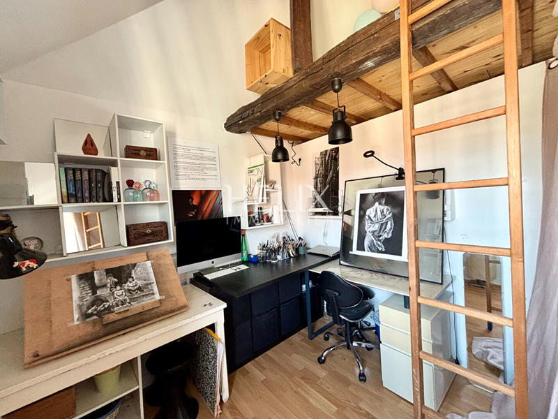 Appartement - 137 m² - 6 pièces