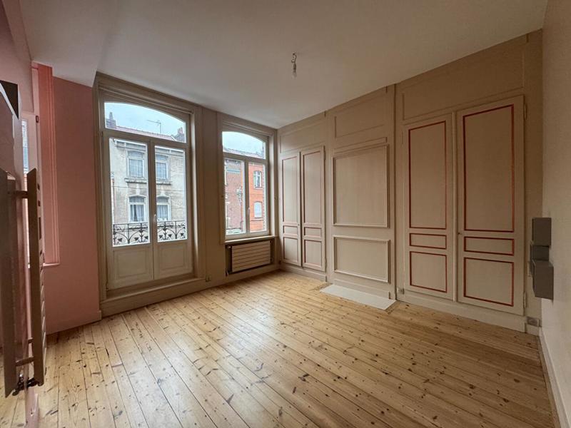 Propriété - 156 m² - 6 pièces