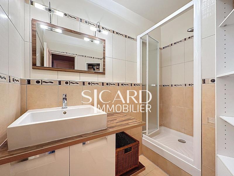 Appartement - 87 m² - 4 pièces