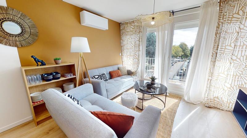 Appartement - 91 m² - 6 pièces