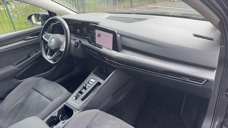 Volkswagen Golf VIII 2.0 Tdi 150 Dsg7 Style