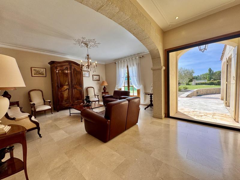 Villa - 294 m² - 7 pièces