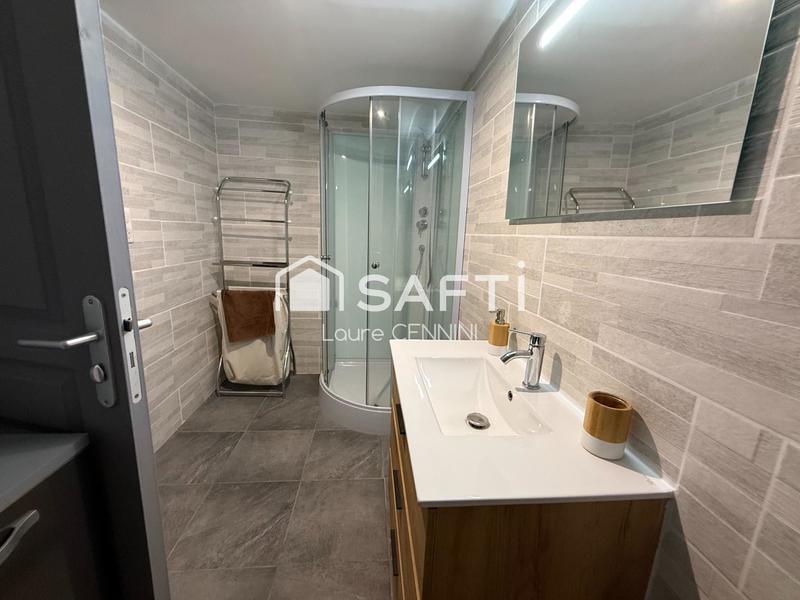 Maison - 175 m² - 7 pièces