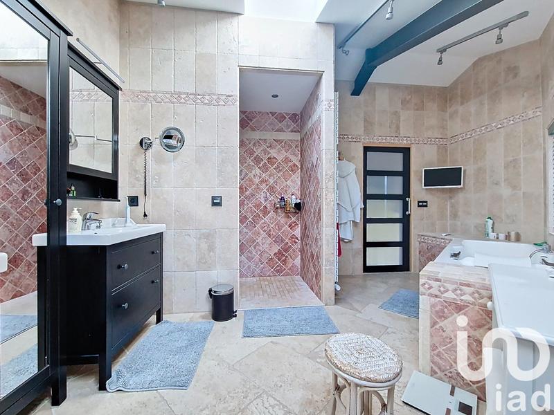 Maison de maîtres - 750 m² - 14 pièces