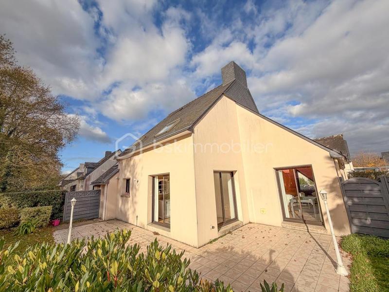 Maison - 102 m² - 5 pièces