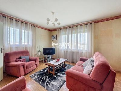 Maison - 93 m² - 5 pièces