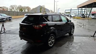 Ford Kuga II 2.0 TDCi 150 ch s&amp;S 4x2 Business Nav