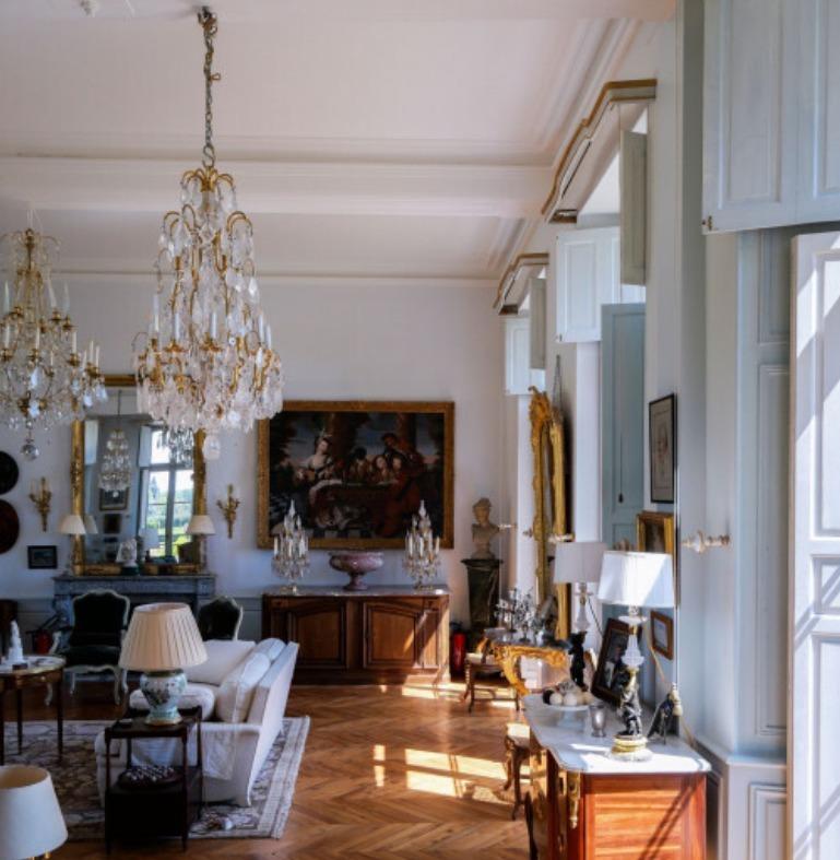 Manoir - 1 500 m² - 25 pièces