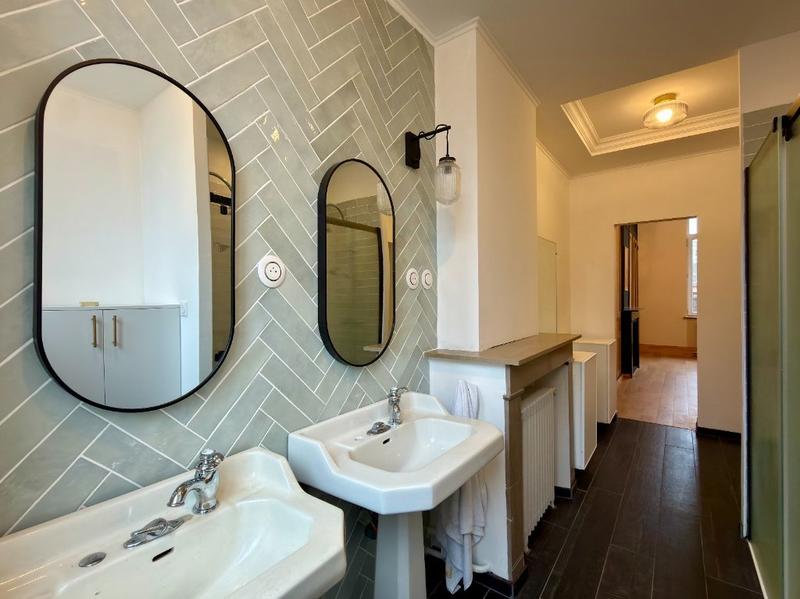 Maison bourgeoise - 201 m² - 6 pièces