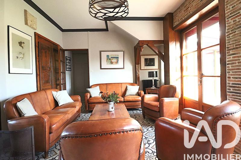 Maison - 172 m² - 10 pièces