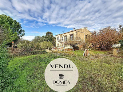 Maison - 222 m² - 10 pièces