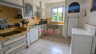 Maison - 103 m² - 5 pièces