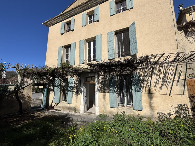 Maison de village - 102 m² - 6 pièces