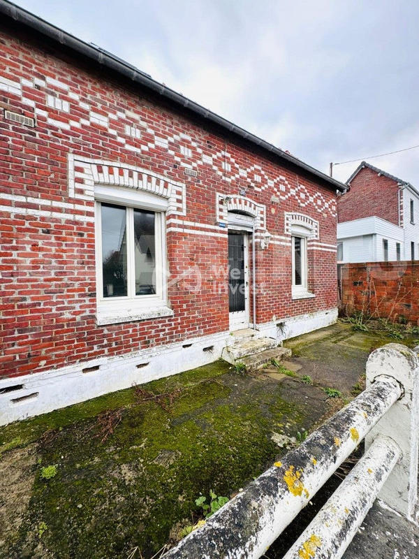 Maison - 90 m² - 5 pièces