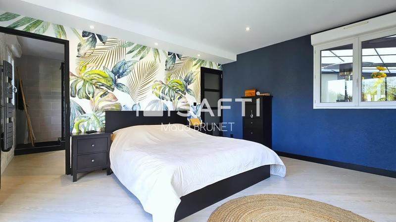 Maison - 265 m² - 8 pièces