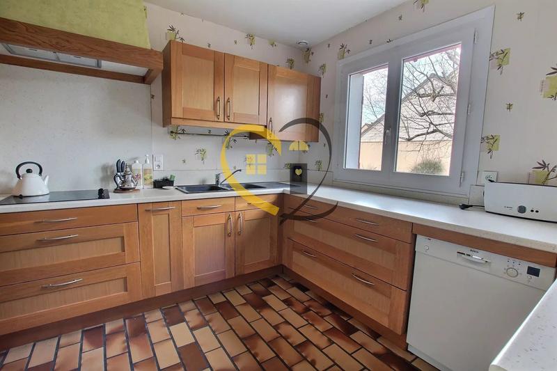 Maison - 170 m² - 7 pièces