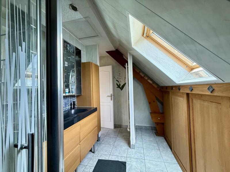 Pavillon - 145 m² - 6 pièces