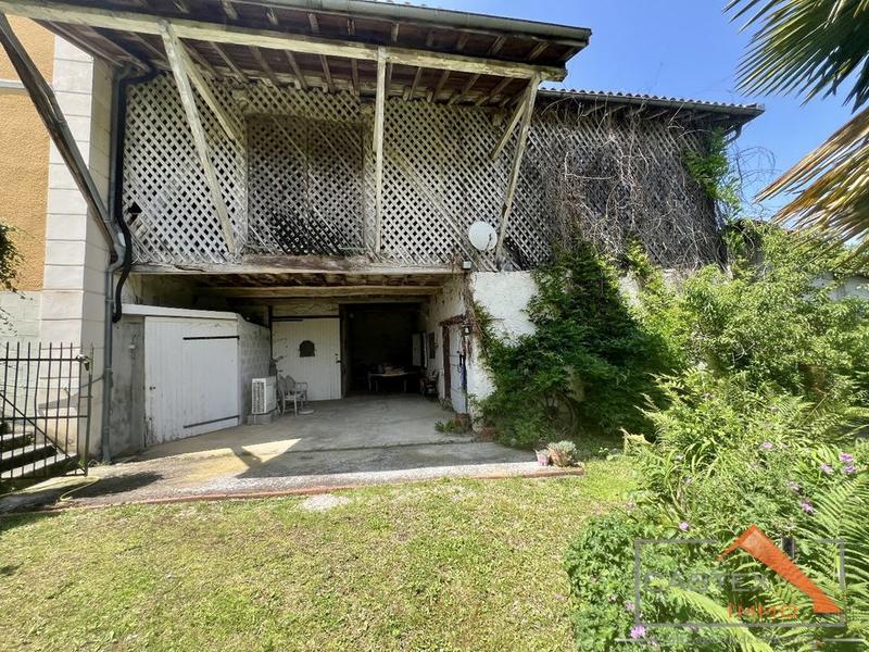 Maison bourgeoise - 224 m² - 9 pièces