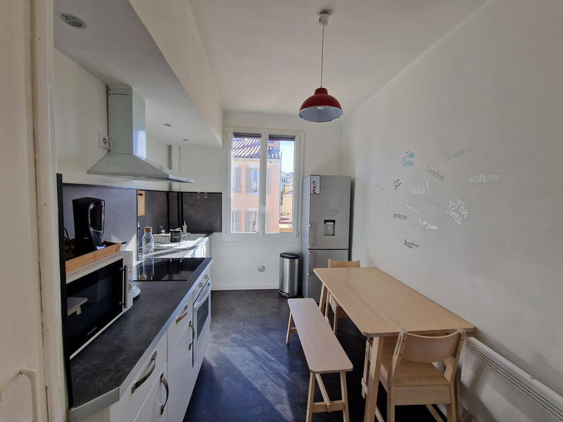 Appartement - 60 m² - 3 pièces