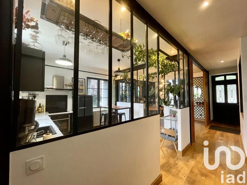 Maison - 137 m² - 6 pièces