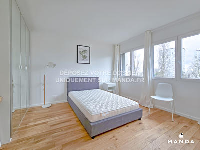 Chambre - 12 m² - 6 pièces